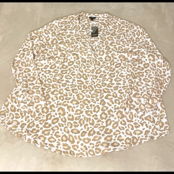 Torrid Georgette Lightweight Leopard Print Blouse - Sizes 1X & 2X - Picture 7 of 16
